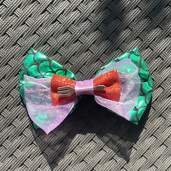 Accessories - Disneyland Parks Ariel Light Up Bow